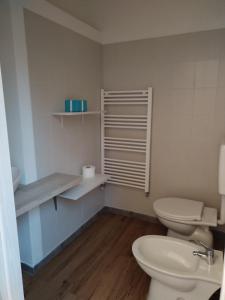 Appartamento Suite Antiche Terme - Zero Barriere tesisinde bir banyo