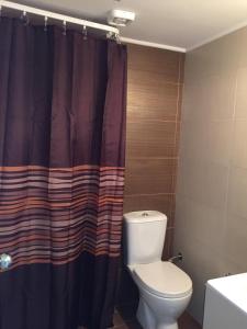 Koupelna v ubytování Apollon Hotel