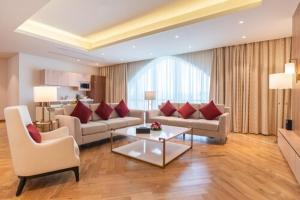 Ruang duduk di Century Hotel Doha