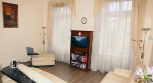 A television and/or entertainment centre at Classic Central Apartment