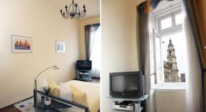 A television and/or entertainment centre at Classic Central Apartment