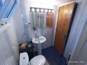 Ένα μπάνιο στο Ferienhaus_FamilyKrausz +35 φωτογραφίες