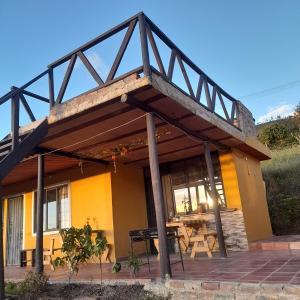 Budova, kde se penzion nachází + 49 fotografií