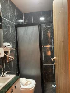 Kupatilo u objektu HOTEL by Samarkand travel agency