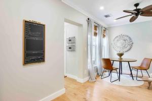 Φωτογραφία από το άλμπουμ του Croton Cottage - Downtown WPB guest house σε West Palm Beach