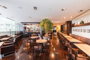 Restaurace v ubytování Hotel Sunroute Plaza Shinjuku