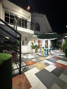 Innanhússgarður eða útisvæði á Tacloban EVMC Gdex Transient House