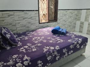Gallery image of Kampung Istal Villa Pamijahan in Cireungkong +11 photos