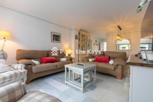Fotografia z galérie ubytovania Pass the Keys Apt with direct beach exit v Marbelli