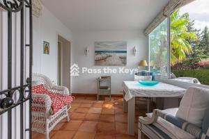 Fotografia z galérie ubytovania Pass the Keys Apt with direct beach exit v Marbelli