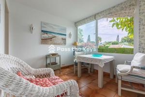 Fotografia z galérie ubytovania Pass the Keys Apt with direct beach exit v Marbelli