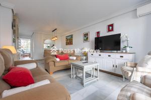 Fotografia z galérie ubytovania Pass the Keys Apt with direct beach exit v Marbelli