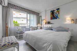 Fotografia z galérie ubytovania Pass the Keys Apt with direct beach exit v Marbelli