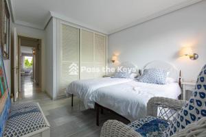 Fotografia z galérie ubytovania Pass the Keys Apt with direct beach exit v Marbelli