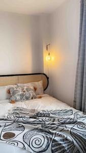 Fotografie z fotogalerie ubytování Luxury Town Centre Brighouse Home, 1 Minute From Train Station v destinaci Brighouse