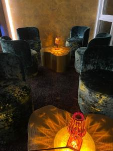 Posezení v ubytování Hotel Schweizer Hof Thermal und Vital Resort
