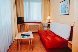 TV a/nebo společenská místnost v ubytování Hotel Brücklwirt