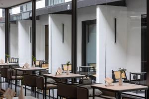 龚禧里·玺阁酒店(近青羊宫文化公园步行6分钟可到地铁站)餐廳或用餐的地方