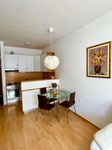 Η κουζίνα ή μικρή κουζίνα στο Lu 3