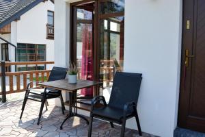 Balkon lub taras w obiekcie Apartamenty Wilcza Knieja