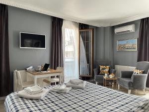 TV a/nebo společenská místnost v ubytování Flats Company - Karakoy Apartment