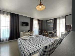 Postel nebo postele na pokoji v ubytování Flats Company - Karakoy Apartment