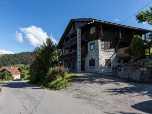 ラ・クリュサにあるAppartement La Clusaz, 2 pièces, 4 personnes - FR-1-437-5の大家