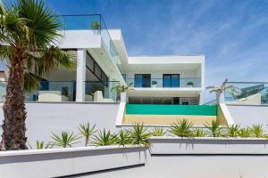Bazén v ubytovaní 5* Luxury Villa Michele alebo v jeho blízkosti