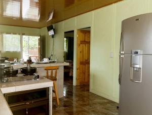 Cucina o angolo cottura di Casita Colorada, Sierpe de Osa