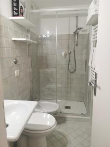 Koupelna v ubytování Locazione turistica LA CASETTA