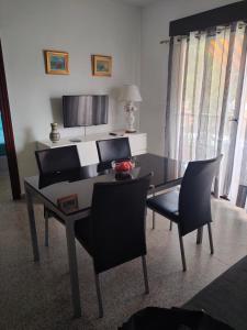 Μια τηλεόραση ή/και κέντρο ψυχαγωγίας στο Moraira centrico piscina relax