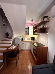 Kuchyň nebo kuchyňský kout v ubytování Beach House Buinac