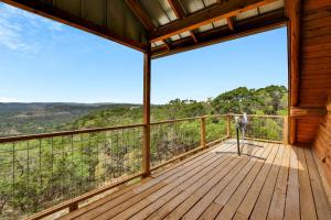 Gallery image of Backbone Vista Cabin in San Marcos