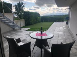 Balkón nebo terasa v ubytování Ferienwohnung am Bodensee - Ruhe,Natur und Golfgenuss