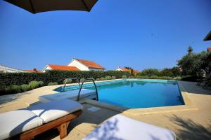 Bazén v ubytování 5* Seaview Villa Clara for 12+ guests, Kožino nebo v jeho okolí