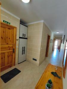 Seaview Apartment的厨房或小厨房