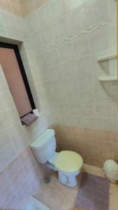 Seaview Apartment的一间浴室