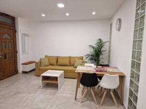 Predel za sedenje v nastanitvi Apartma Na razgledni poti