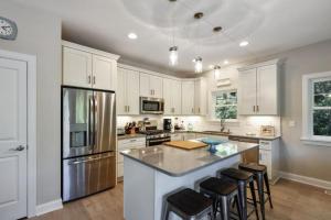 Kuchyň nebo kuchyňský kout v ubytování Ghost Crab Cottage