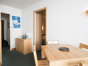 Appartement Tignes, 2 pièces, 4 personnes - FR-1-449-157の見取り図または間取り図