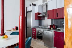 Dapur atau dapur kecil di One bedroom apartment in Chueca