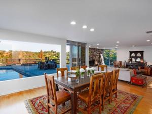 MULHOLLAND HILLS RETREAT W/BEST VIEWS IN LA