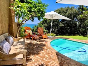 Πισίνα στο ή κοντά στο COCOVIEW BEACH HOUSE