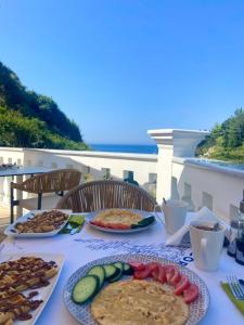 Φαγητό σε αυτό το ξενοδοχείο ή κάπου εκεί κοντά