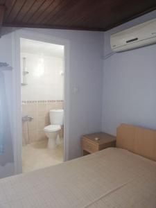 Bilik mandi di Kuşadası Triplex 5-1 Villa