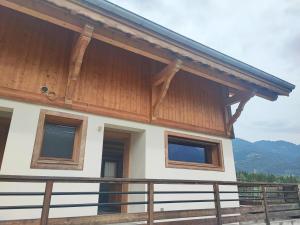 Widok na góry z tego apartamentu