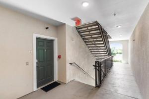 Foto dalla galleria di Upscale 1BR/1BA: Resort Vibes, City Edge, Bliss a Melbourne