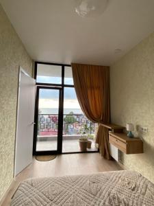 コブレチにあるSun kissed sea view Apartment Kobuletiのギャラリーの写真 +18枚の写真