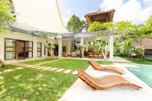 Piscina de la sau aproape de PROMO! Luxury Villa Escape in Ubud 2 BR