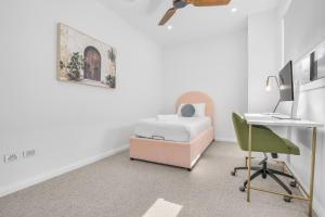 Fotografie z fotogalerie ubytování Luxurious Lakeside Oasis v destinaci Morisset East